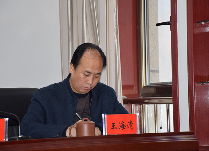 市龍江公司認真貫徹學(xué)習(xí)市委四屆二次全會暨市委經(jīng)濟工作會議精神