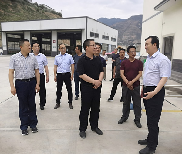 隴南市委常委、組織部部長(zhǎng)楊郃調(diào)研指導(dǎo)市龍江城鄉(xiāng)發(fā)展集團(tuán)公司黨建工作