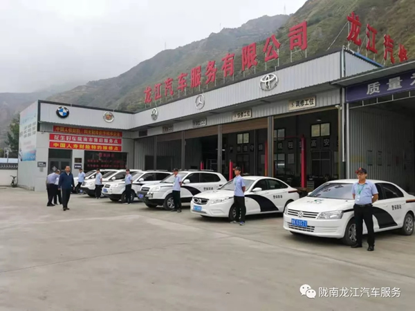 金錘鈑金，銀槍噴漆！龍江汽修值得信賴！