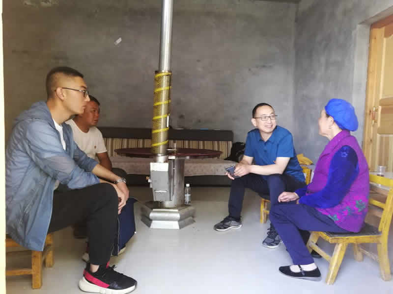 “感黨恩、憶黨史”，--市龍江城鄉(xiāng)發(fā)展集團(tuán)公司開展慶祝建黨99周年主題黨日活動(dòng)